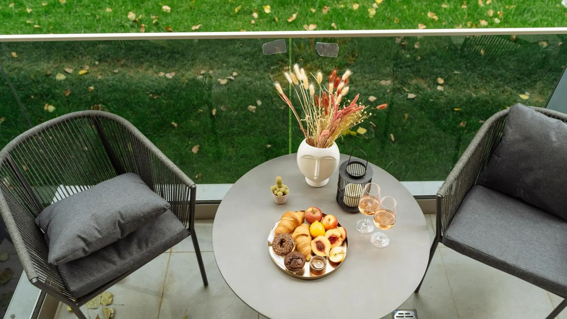 Apartment Cozy City Nest 77 Plaza Afi Mall Lujerului Bucharest