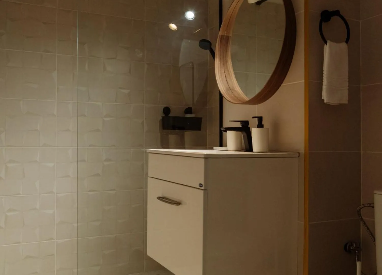 Cozy City Nest 77 Plaza Afi Mall Lujerului Bucharest 0*,