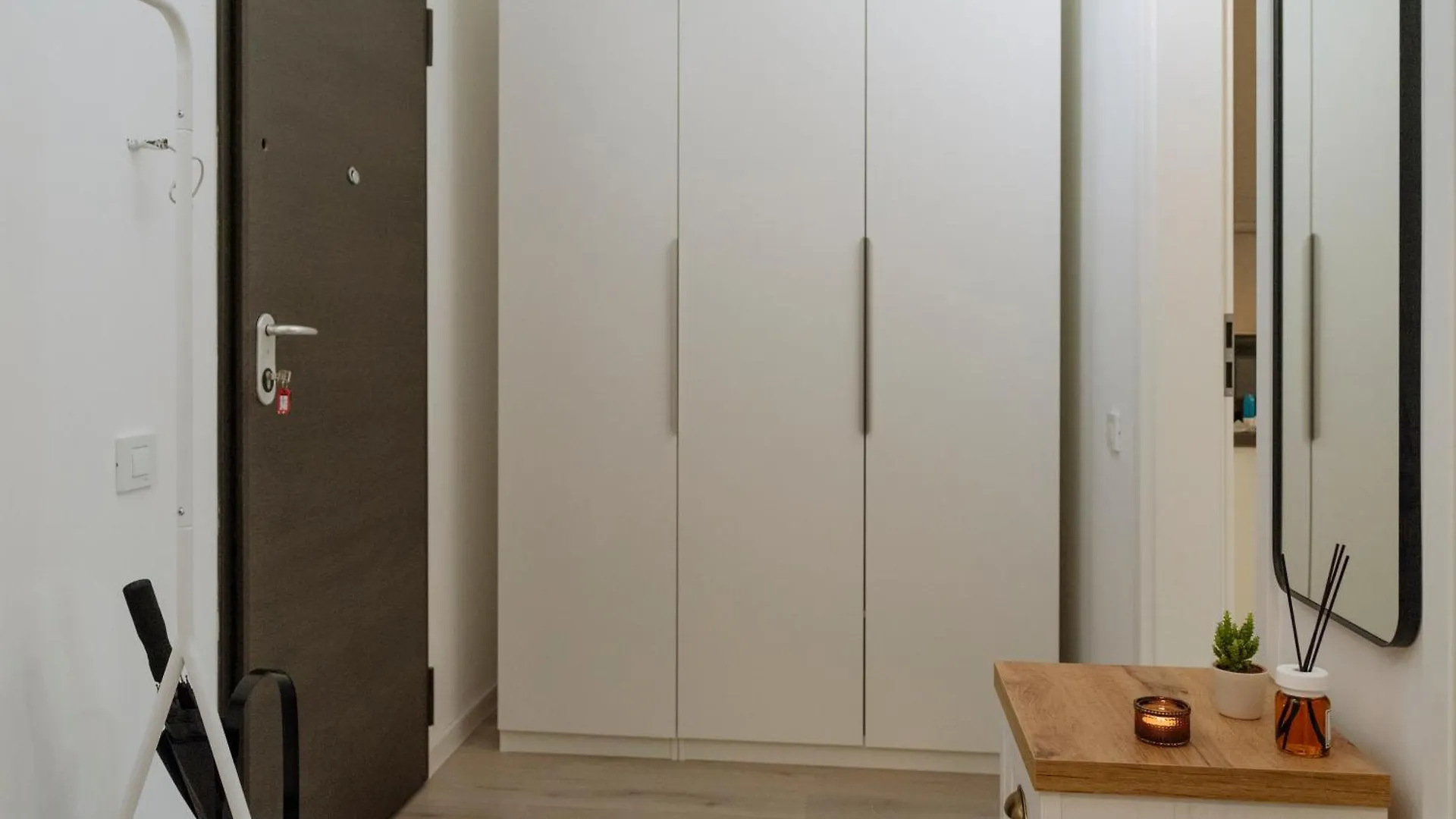 Apartment Cozy City Nest 77 Plaza Afi Mall Lujerului Bucharest Romania