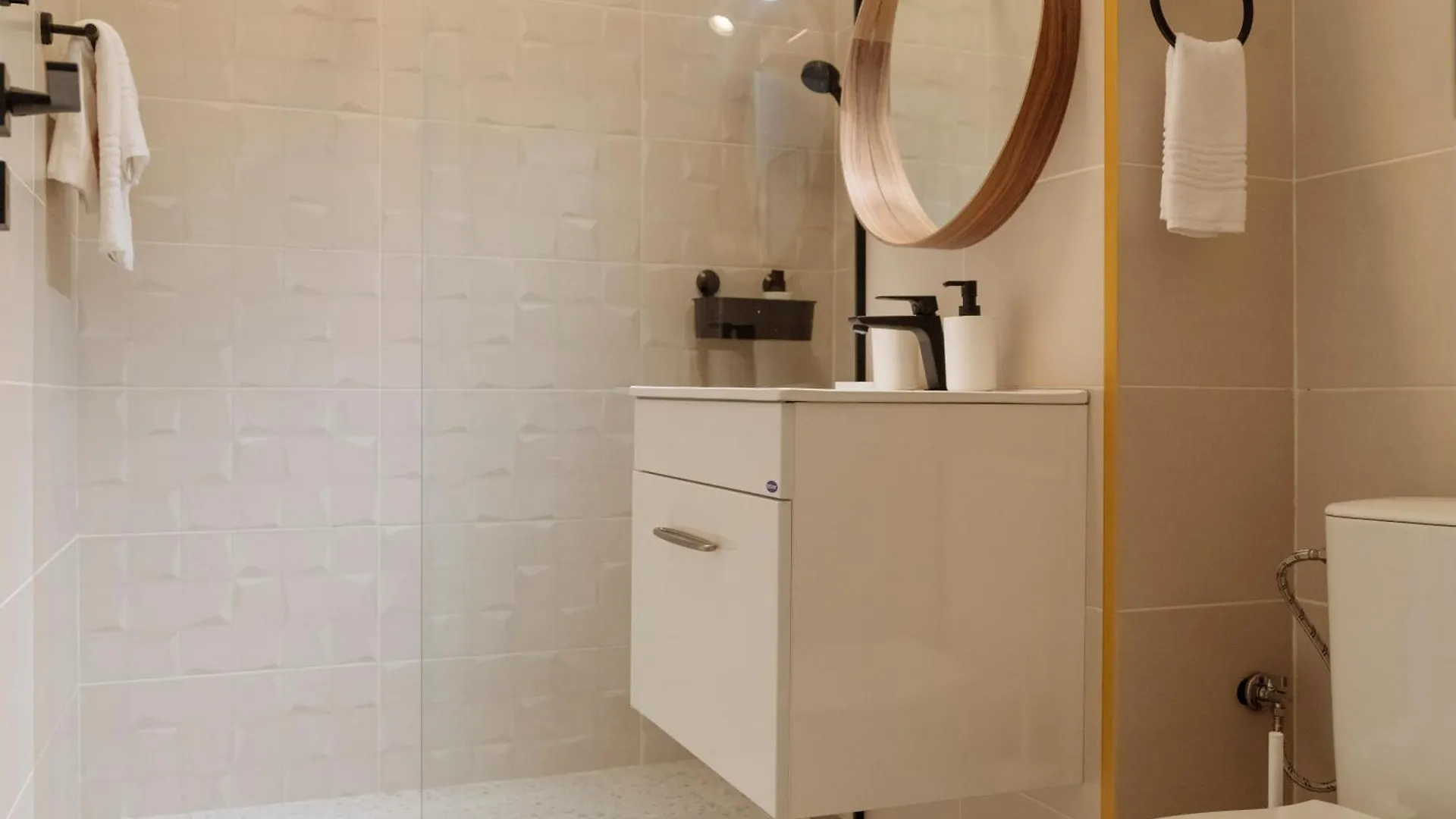 Apartment Cozy City Nest 77 Plaza Afi Mall Lujerului Bucharest